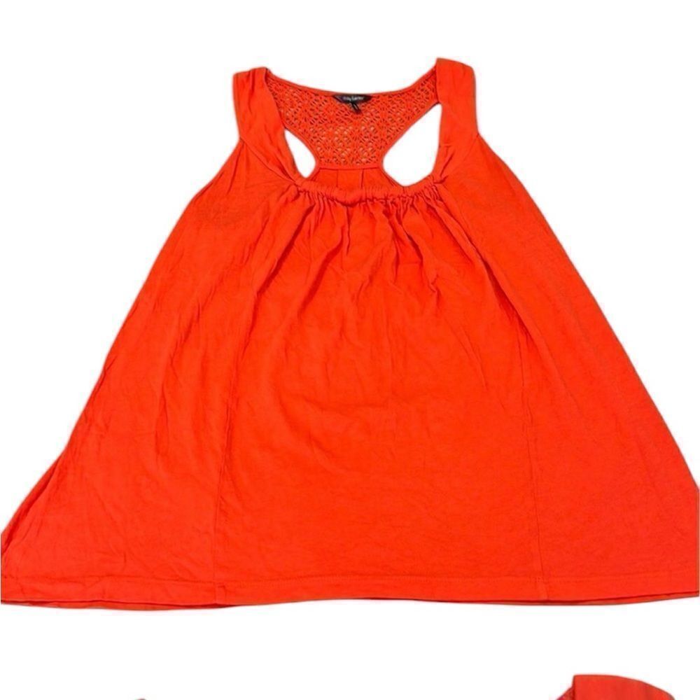 Daisy Fuentes size large beautiful orange lace accent tank top EUC